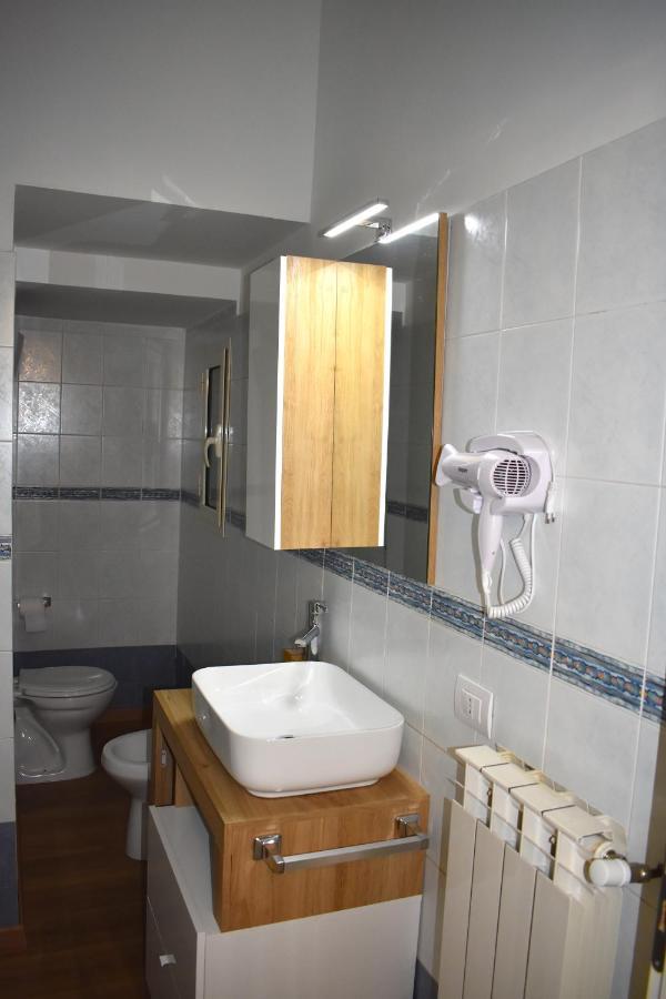 Casa Vacanze Oikia - Room Orchidea Naples Exterior photo